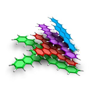 The much sought-after zigzag pattern can be found either in staggered rows of honeycombs (blue and purple) or four-limbed stars surrounding a central point of four graphene honeycombs (red and green). (Image: FAU/Konstantin Amsharov)