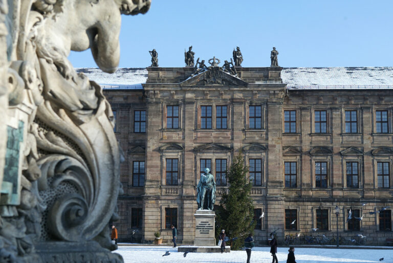 Closure of the Faculty of Sciences at the end of the year