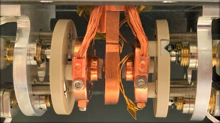 Insulating metals – FAU researchers use optical cavities in order to control the electrical conductivity of materials